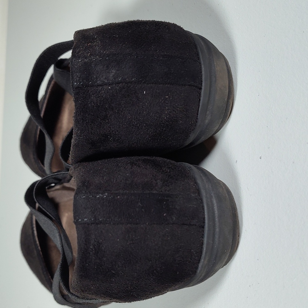 EuroSoft by Sofft black cross strap ballet flats 7 - Picture 4 of 10